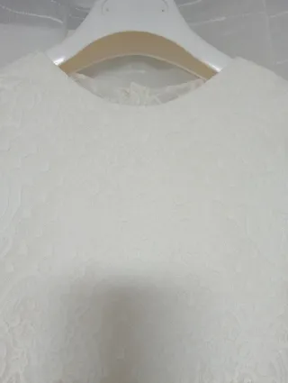 Traje de Comunión Blanco Encaje Flores Rosas