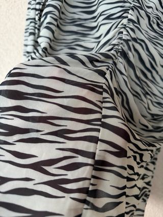 Top Patrizia Pepe fantasia zebrata