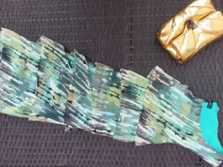 Vestido volantes verde multicolor talla L