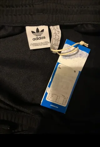 Falda Adidas Negra y Blanca nueva con etiqueta ori