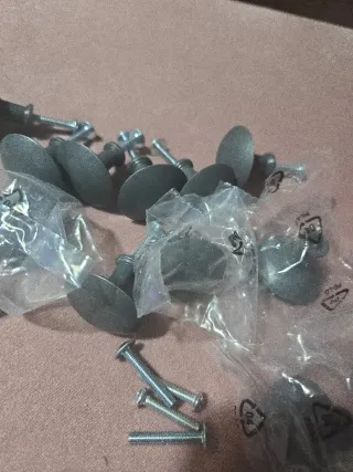 Tiradores para muebles a estrenar