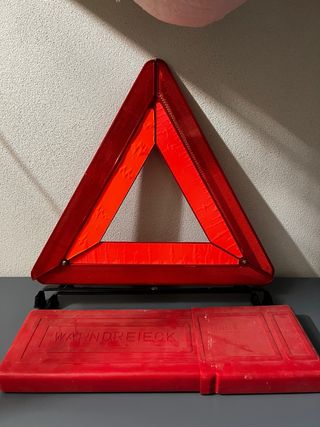 Triángulo de seguridad para coche