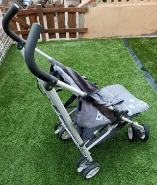 Silla de paseo Brevi gris