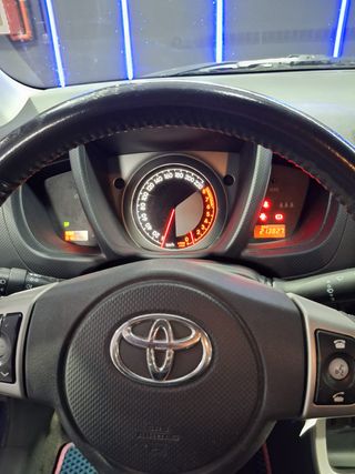 TOYOTA Urban Cruiser 1.3 VVTi Live