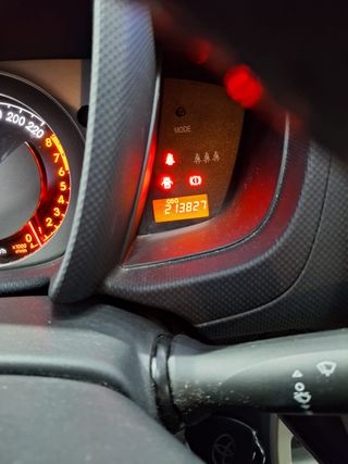 TOYOTA Urban Cruiser 1.3 VVTi Live