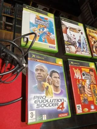 Lote Xbox Clásica + 10 Juegos + 2 Mandos