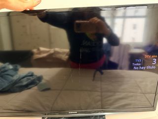Samsung TV 32 con mando nuevo
