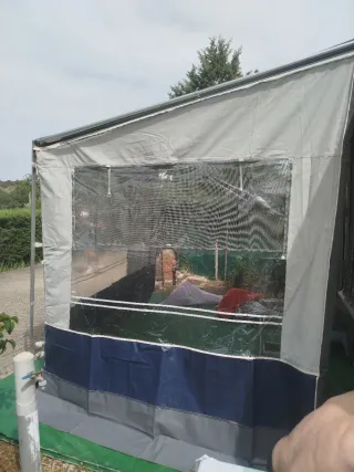 Cerramiento para Caravanstore