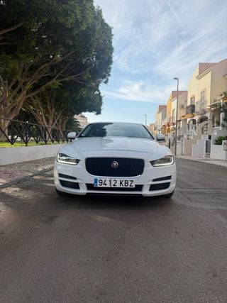 Jaguar XE 2018