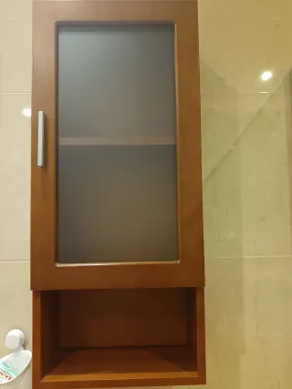 Mueble de baño madera y cristal