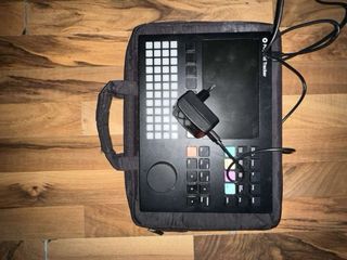 Polyend Tracker sampler