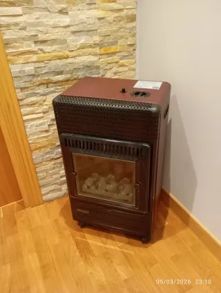 Estufa Orbegozo HBF 95 llama azul con