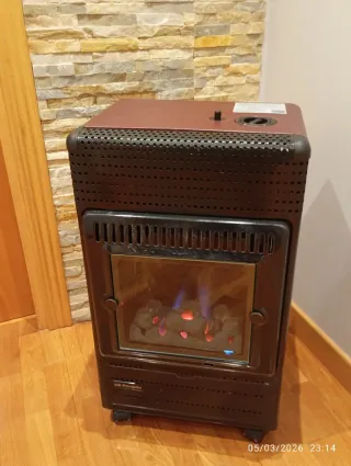 Estufa Orbegozo HBF 95 llama azul con