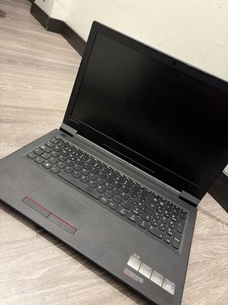 Portátil Lenovo Negro
