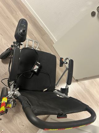 Silla de ruedas eléctrica.