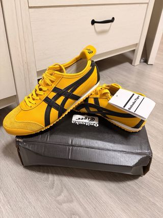 Zapatos Onitsuka Tiger Amarillos y Negros
