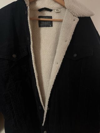 Cazadora mujer Levi's negra borreguillo talla M