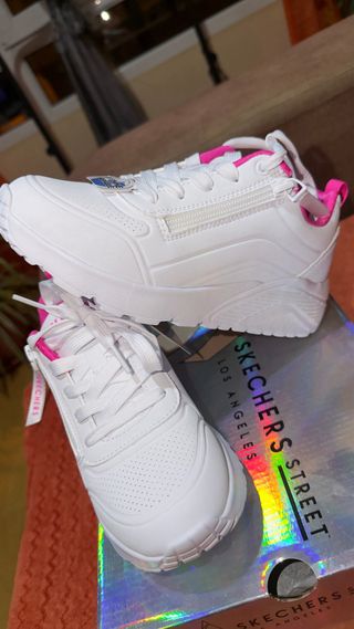 Deportivas Skechers Niña Blancas y Rosas Nuevas