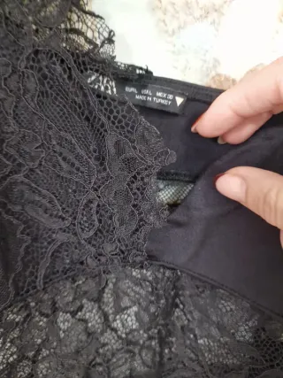 Body Zara encaje negro