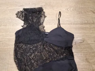 Body Zara encaje negro