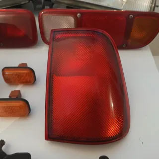 Faros y Pilotos Nissan Terrano 2