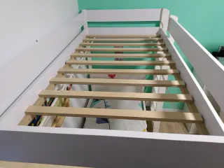 Cama alta infantil blanca