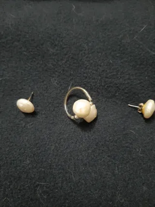 Anillo y pendientes perlas naturales