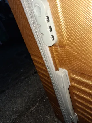 Valigia grande trolley color oro