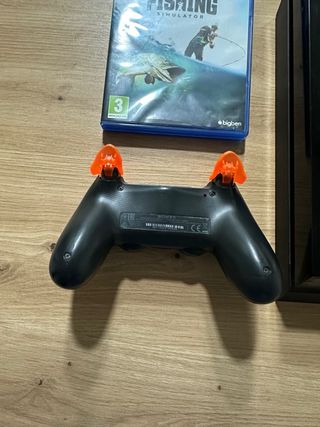 PS4 1TB con Mando y Juego