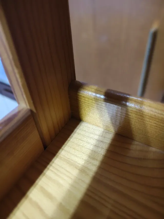 Estantería de madera