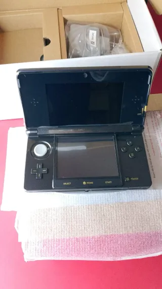 Nintendo 3DS Edición Limitada Zelda nueva.