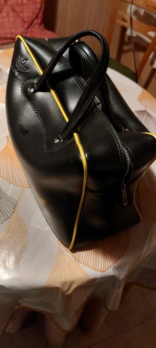 Bolsa Adidas Vintage Retro 70s Negra Dorada