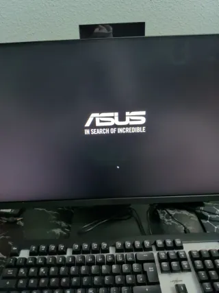 PC ASUS Todo en Uno 24 i5 13ª Gen