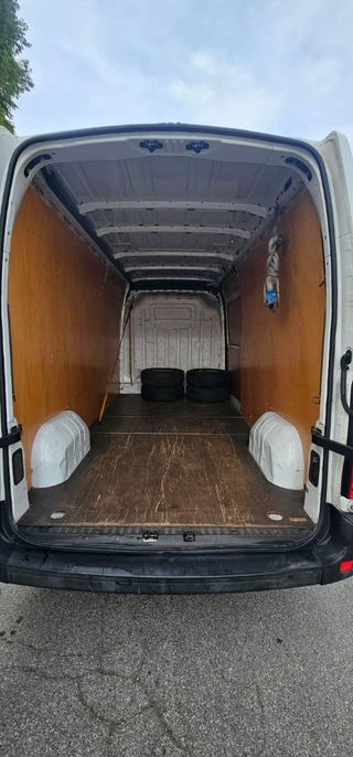 Renault Master 2012
