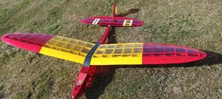 Avión radiocontrolado Leprechaun