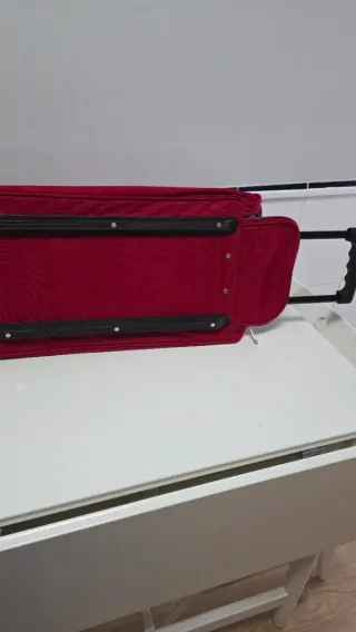 Bolsa de viaje roja