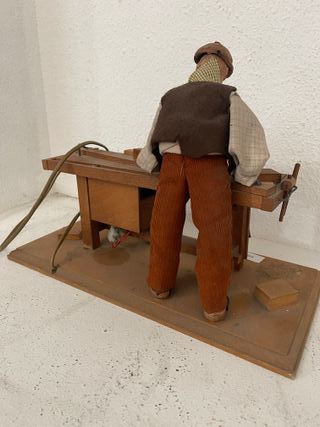 Figura autómata carpintero taller