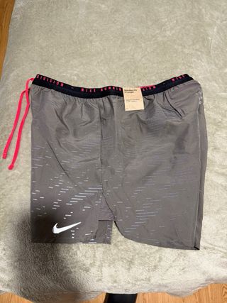 Pantaloneta Nike Running Gris y Rosa