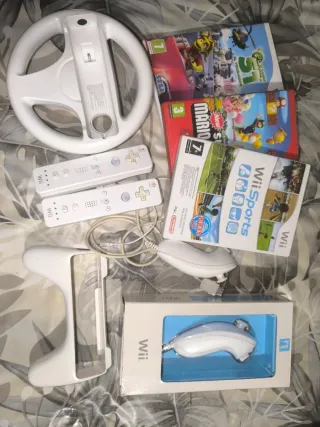 Consola Nintendo Wii Blanca + Accesorios y Juegos