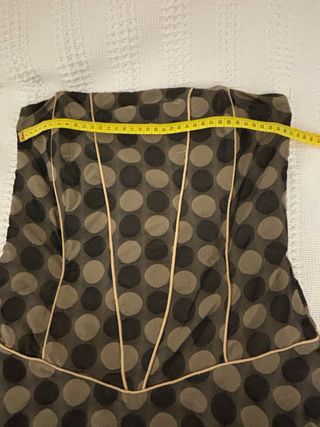 Vestido de fiesta lunares beige y marrón