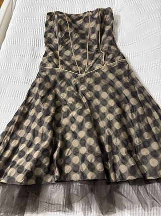 Vestido de fiesta lunares beige y marrón