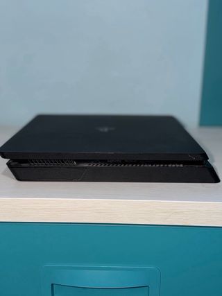 Consola Sony PS4 Negra