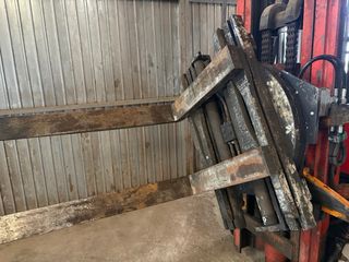 Carretilla elevadora eléctrica Still con volteador