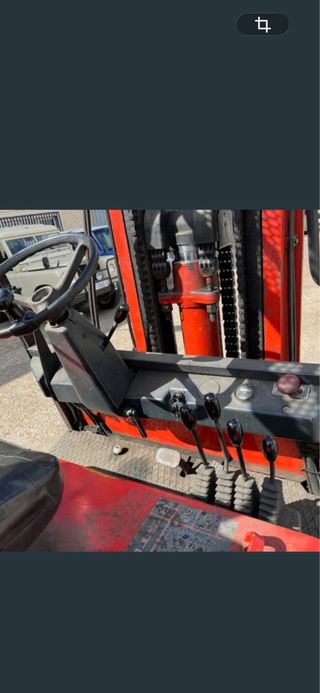 Carretilla elevadora eléctrica Still con volteador