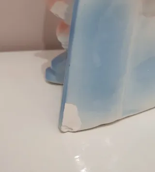 Porta Monete in Ceramica con Forma di Maialino Sciatore