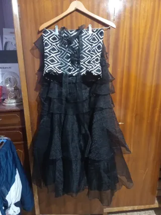 Conjunto falda, corpiño y fular talla 44