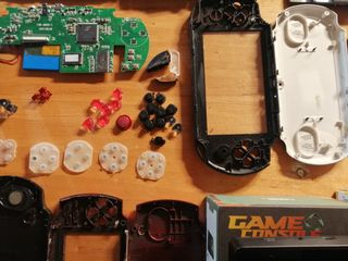 Lote piezas consola portátil