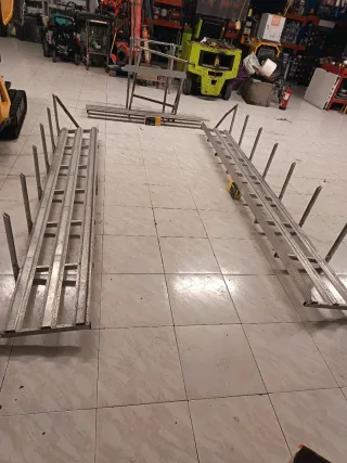 Estanterías de aluminio