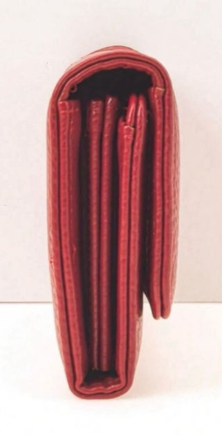 Billetera Roja Elegante