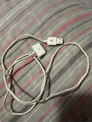 iPhone 4S Nero con caricatore originale Negoziabile